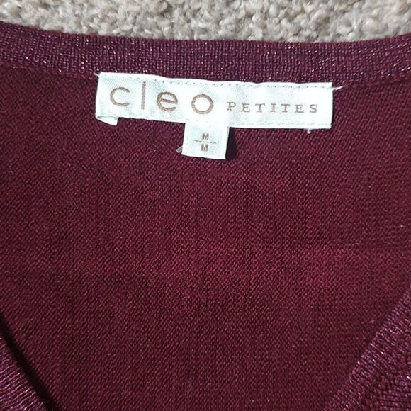 Cleo Size Medium Petite Women's Cold Shoulder Top - Picture 6 of 9